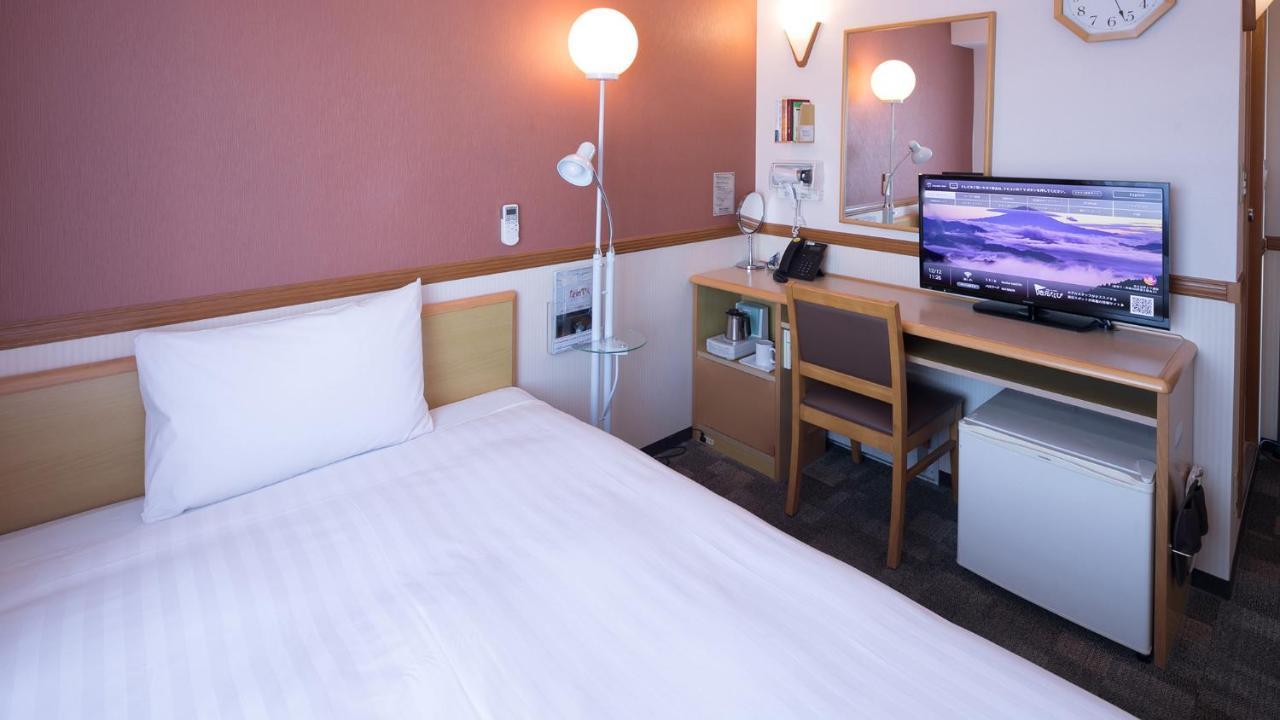 Toyoko Inn Hakata-Eki Minami Fukuoka  Ngoại thất bức ảnh